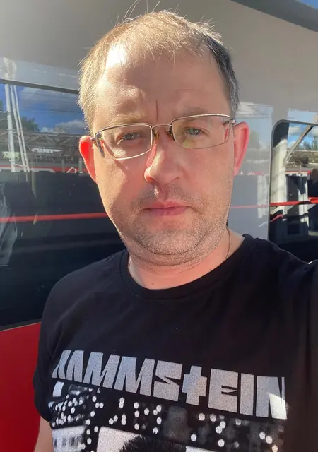 Я Илья, 40, из Орла, ищу знакомство для постоянных отношений