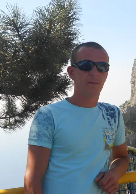 Я Антон, 42, знакомлюсь без обязательств в Воткинске