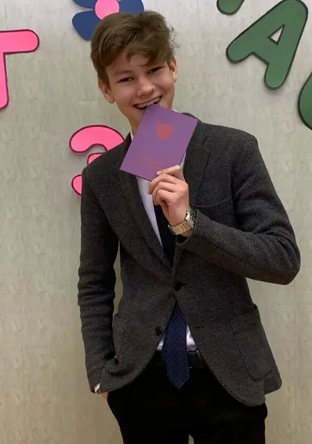 Я Максим, 20, из Воркуты, ищу знакомство для общения