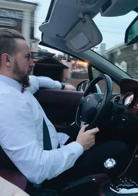 Aleksey из Омска, мне 36, познакомлюсь на одну ночь