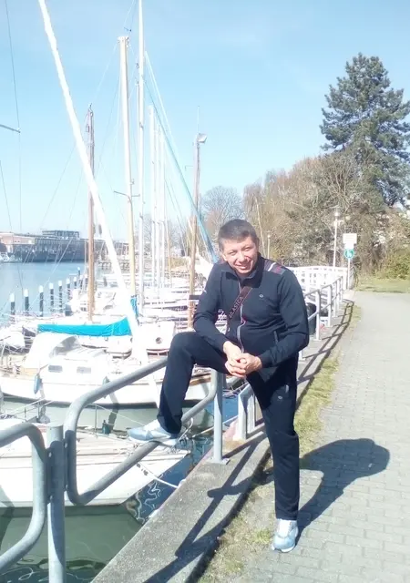 Юра из Полтавы, ищу на сайте приятное времяпровождение