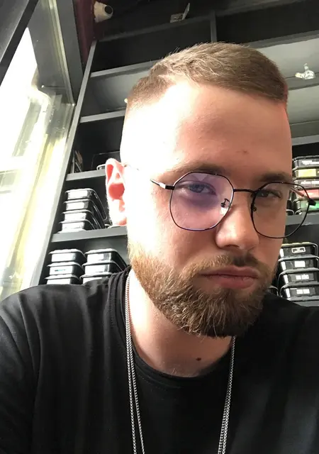 Антон из Ставрополя, мне 24, познакомлюсь для приятного времяпровождения