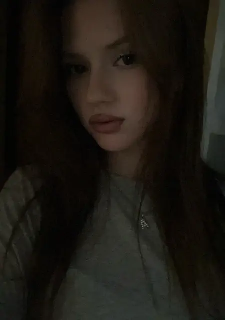 Я Alina, 19, из Волгограда, ищу знакомства без обязательств
