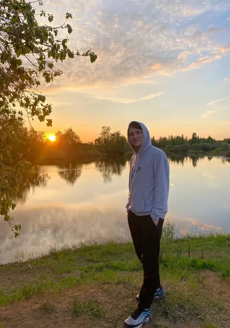 Я Никита, 23, знакомлюсь без обязательств в Великом Новгороде