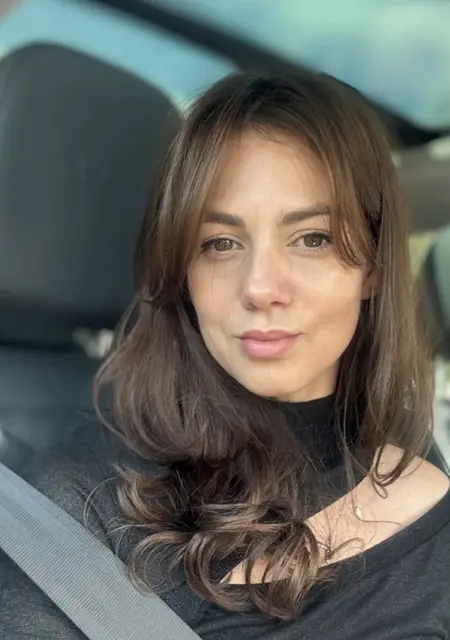 Я Вика, 45, из Москвы, ищу знакомства без обязательств