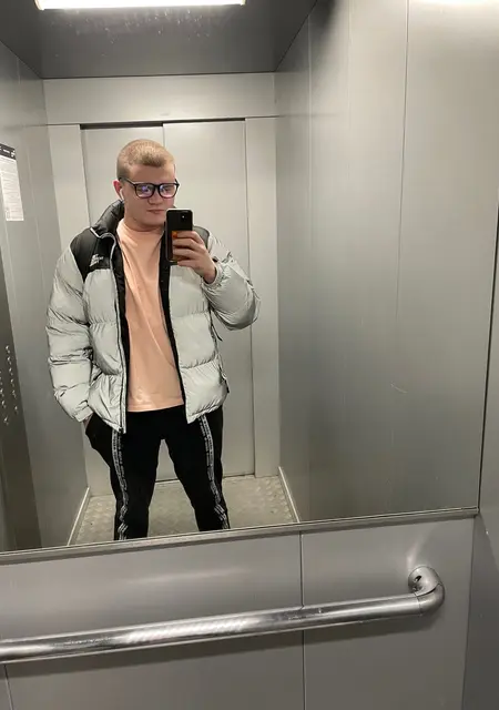 Я Павел, 24, знакомлюсь без обязательств в Балабанове