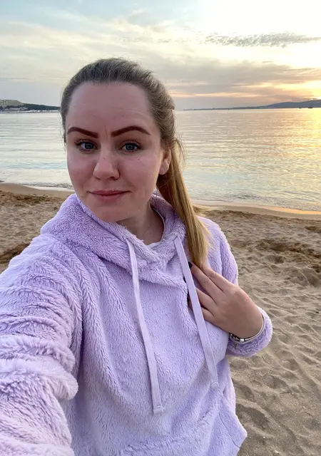 Вероника из Геленджика, мне 30, познакомлюсь для постоянных отношений