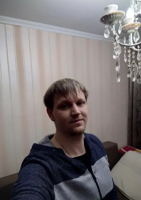 Ilya из Чехова, мне 36, познакомлюсь на одну ночь