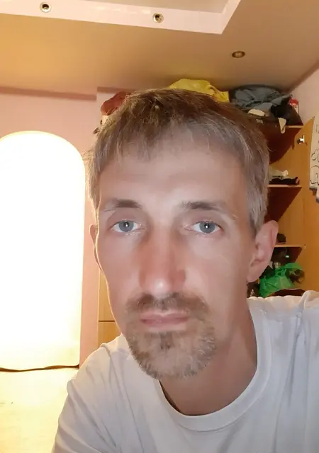 Виктор из Выксы, ищу на сайте знакомства без обязательств