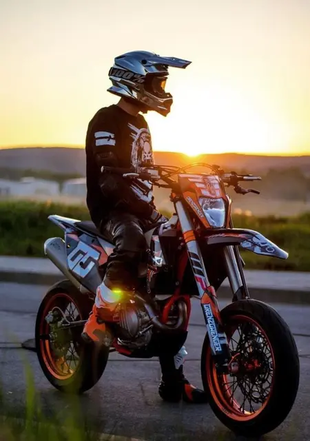 Я Раиль, 39, знакомлюсь для совместных путешествий в Ульяновске