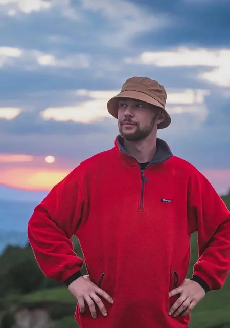 Марк из Геленджика, ищу на сайте знакомства без обязательств