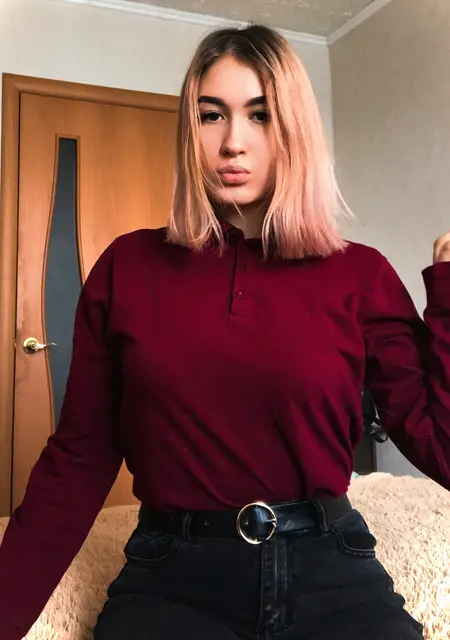 Karina из Хабаровска, ищу на сайте общение