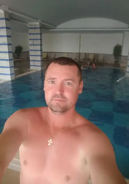 Алексей из Семикаракорска, мне 41, познакомлюсь на одну ночь