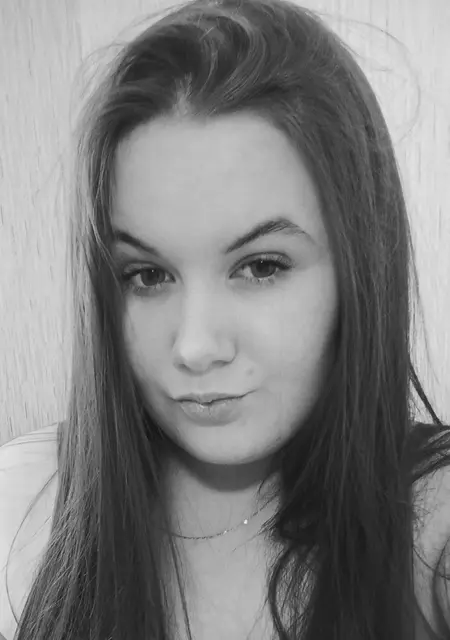 Анастасия из Красноярска, мне 21, познакомлюсь без обязательств