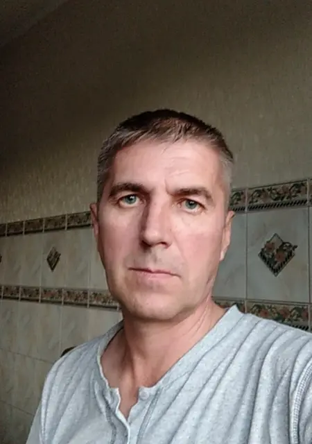 Сергей из Ессентуков, ищу на сайте знакомства без обязательств