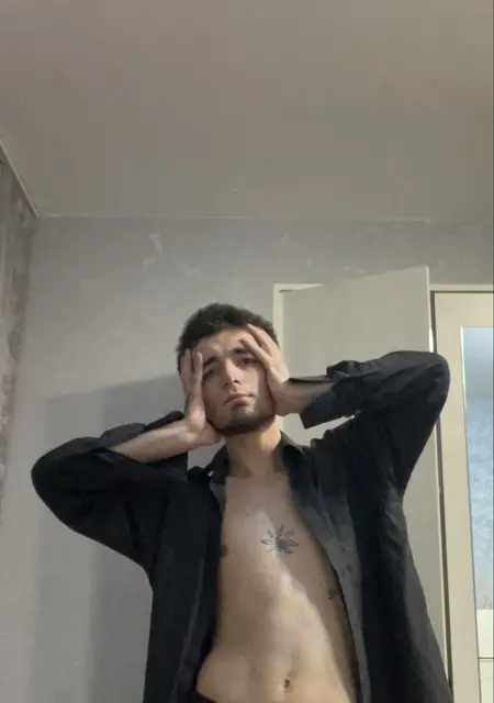 Я Тим, 21, знакомлюсь без обязательств в Новосибирске