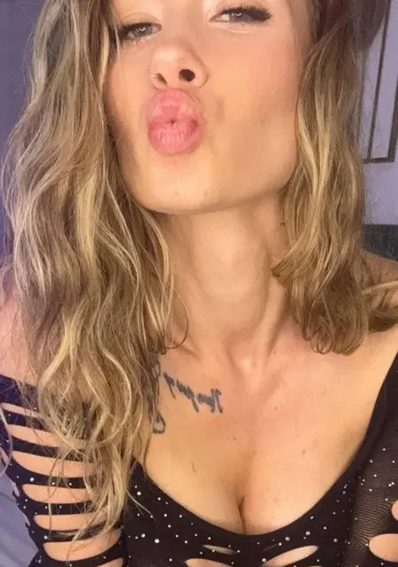 Я Марина, 36, из Санкт-Петербурга, ищу знакомство для общения