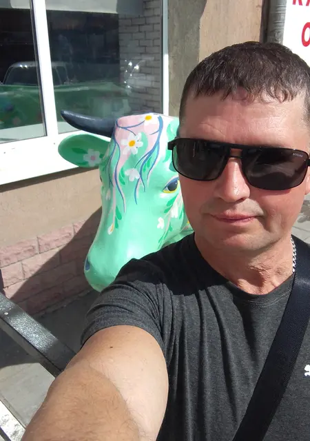 Я Андрей, 58, из Самары, ищу знакомства без обязательств