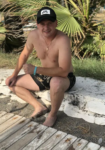 Я Rodion, 32, из Броваров, ищу знакомство для постоянных отношений