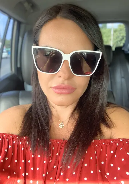 Натали из Одессы, мне 45, познакомлюсь без обязательств