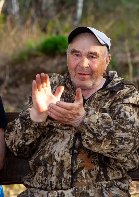 Я Петр Сергеев, 72, знакомлюсь на одну ночь в Санкт-Петербурге