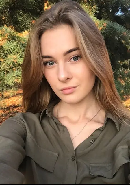 Дарья из Новосибирска, ищу на сайте общение