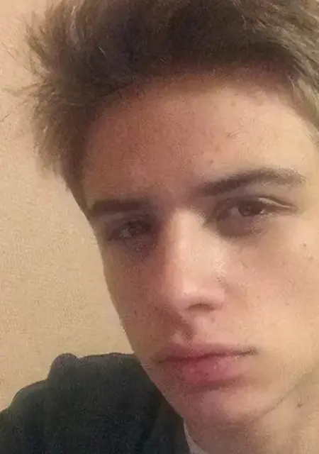 Я Антон, 19, знакомлюсь без обязательств в Североморске