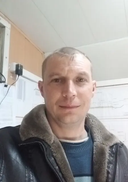 Макс из Красноуфимска, ищу на сайте приятное времяпровождение