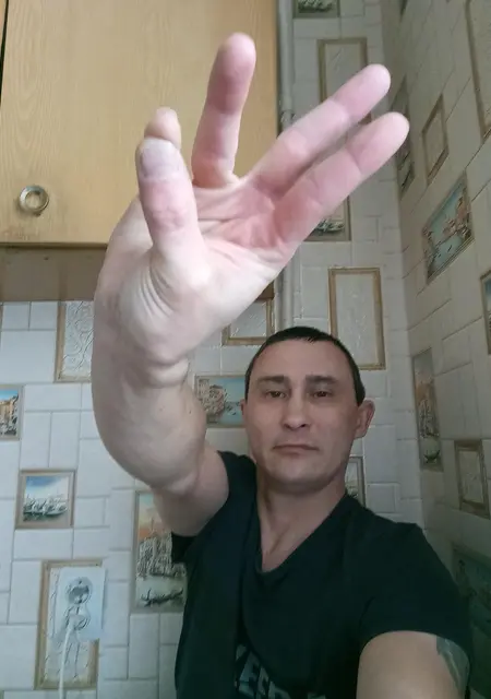 Владимир из Бузулука, мне 42, познакомлюсь без обязательств