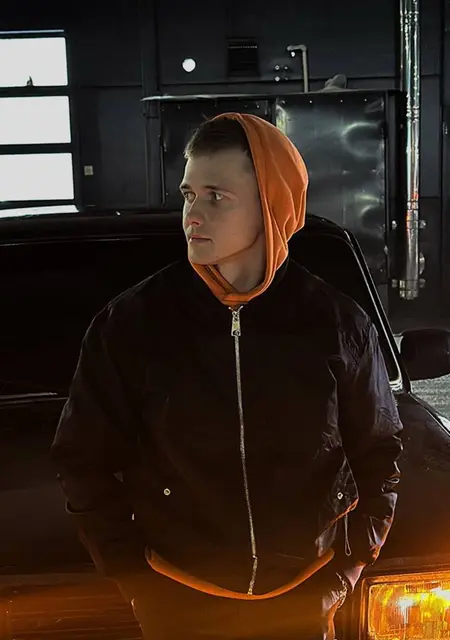 Я Ilya, 22, из Подольска, ищу знакомства без обязательств