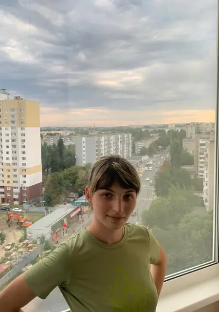 Дарья из Саратова, мне 22, познакомлюсь на одну ночь