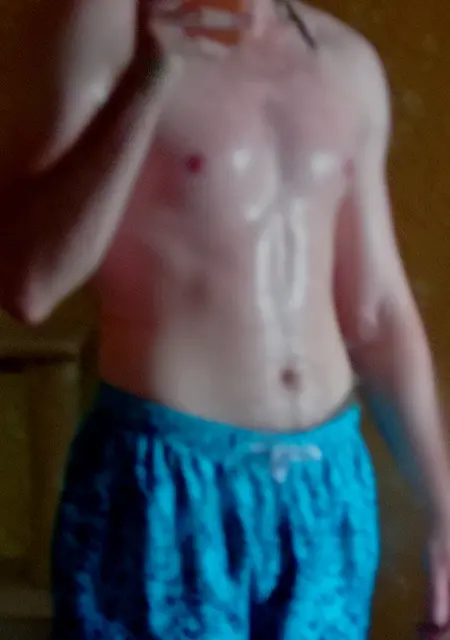 Игорь из Сорочинска, мне 20, познакомлюсь без обязательств