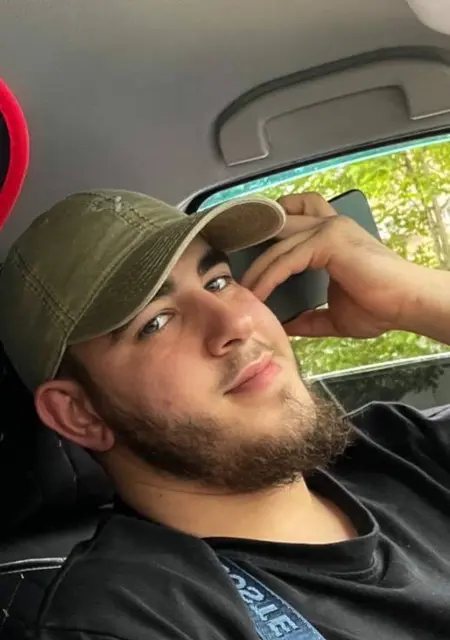 Я Абдурахман, 25, из Махачкалы, ищу знакомство для приятного времяпровождения