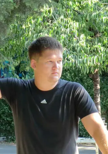 Александр из Липецка, мне 42, познакомлюсь без обязательств