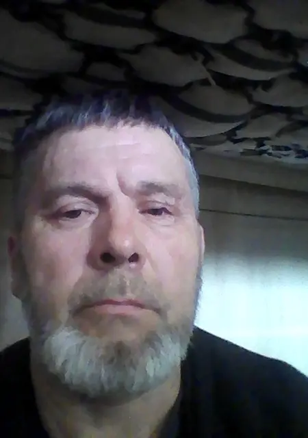 Андрей из Находки, мне 55, познакомлюсь на одну ночь