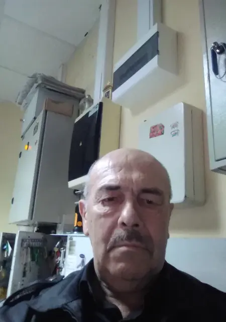 Я Николай, 68, из Коломны, ищу знакомства без обязательств