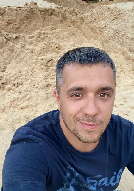 Владислав из Сыктывкара, мне 36, познакомлюсь для приятного времяпровождения