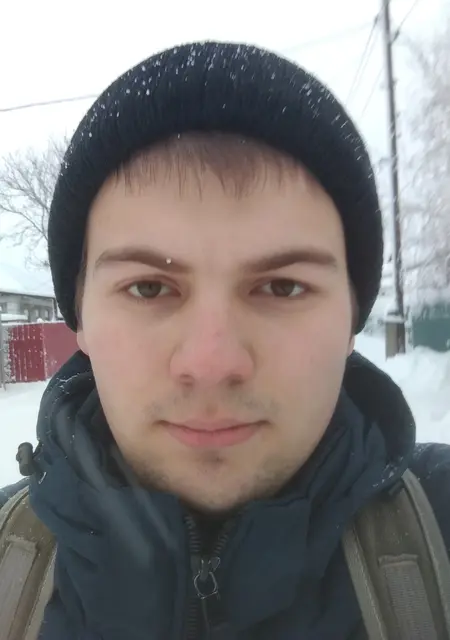 Богдан з Єнакієвого, мені 24 років, познайомлюсь для приємного проведення часу