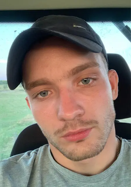 Я Егор, 24, знакомлюсь для приятного времяпровождения в Ростове-на-Дону