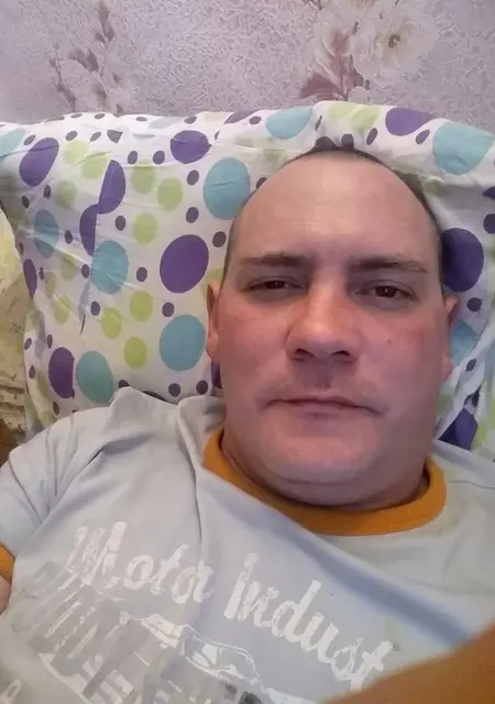 Сергей из Сланцев, мне 46, познакомлюсь для постоянных отношений