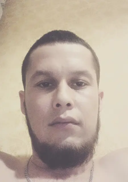 Я Анзор, 29, из Тюмени, ищу знакомства без обязательств
