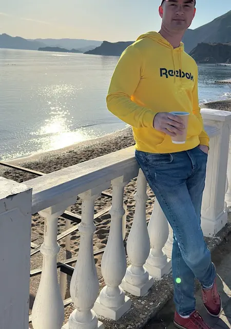 Вадим из Севастополя, мне 33, познакомлюсь для открытые отношения