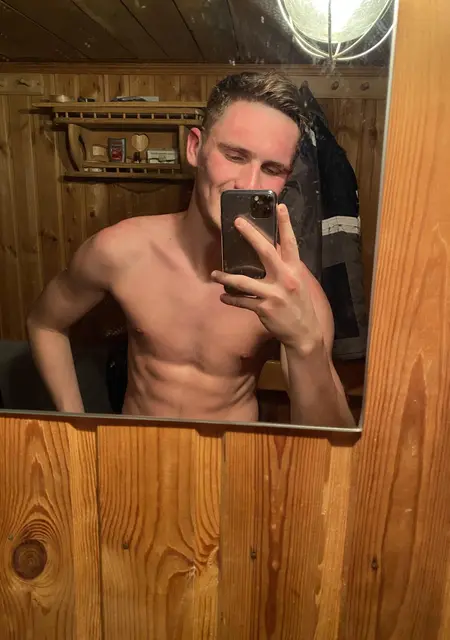 Серёжа из Саранска, ищу на сайте знакомства на одну ночь