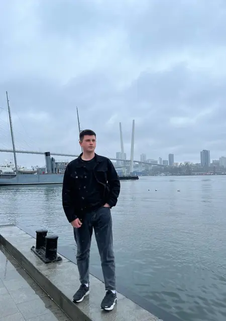 Zhenia из Артема, ищу на сайте приятное времяпровождение