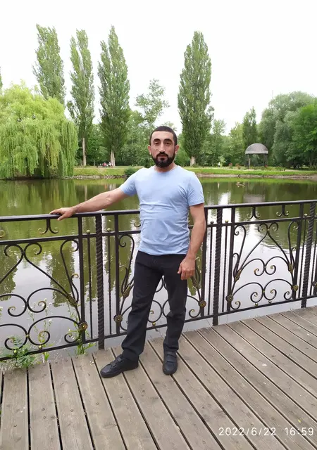 Я Saxavat, 40, из Ставрополя, ищу знакомства на одну ночь