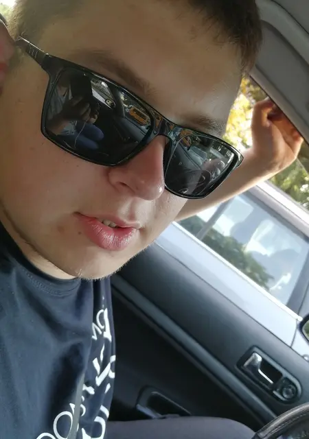 Я Роман, 28, знакомлюсь на одну ночь в Кобрине