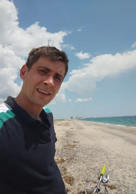 Я Иван, 36, из Евпатории, ищу знакомства без обязательств