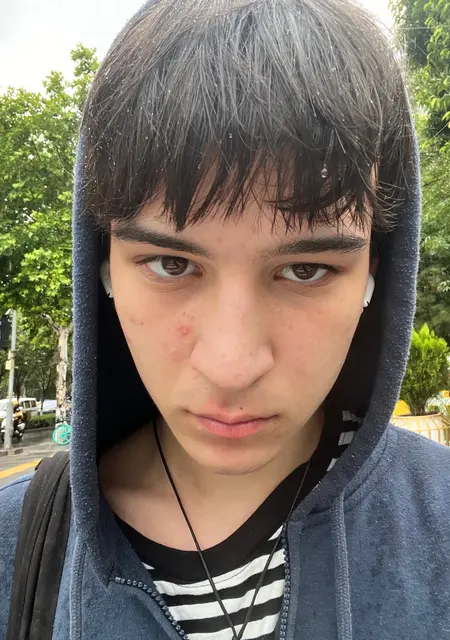 Я Роман, 20, знакомлюсь без обязательств в Благовещенске