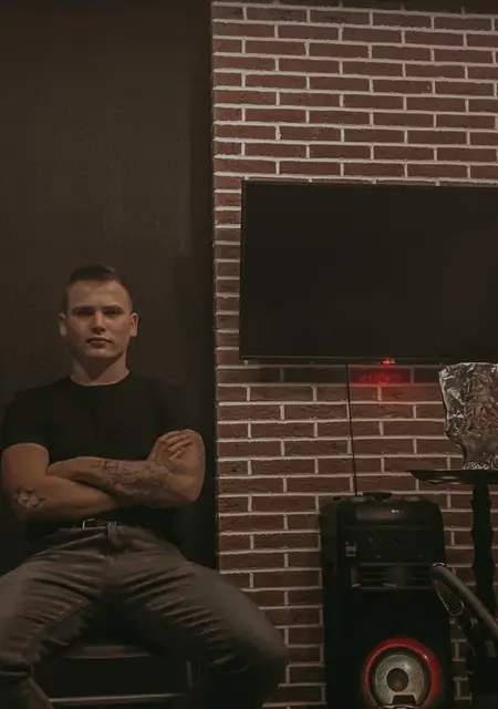 Я Василий, 25, знакомлюсь без обязательств в Гатчине