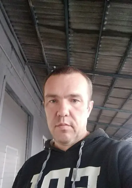 Сергей из Могилёва, мне 42, познакомлюсь без обязательств